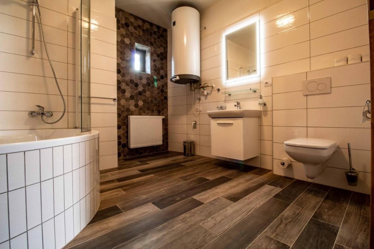 Residence Tvrz Skocice Εξωτερικό φωτογραφία