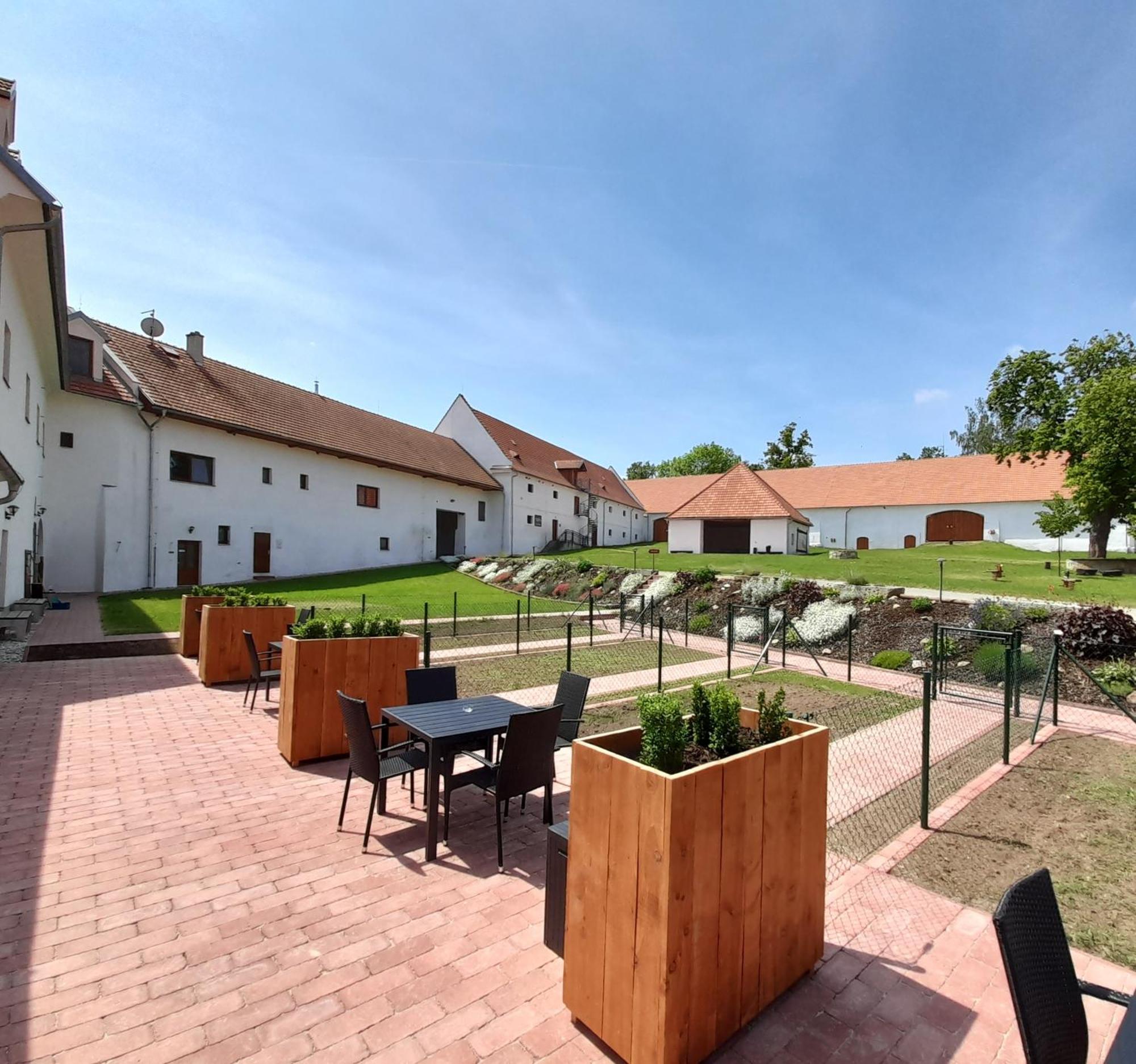 Residence Tvrz Skocice Εξωτερικό φωτογραφία