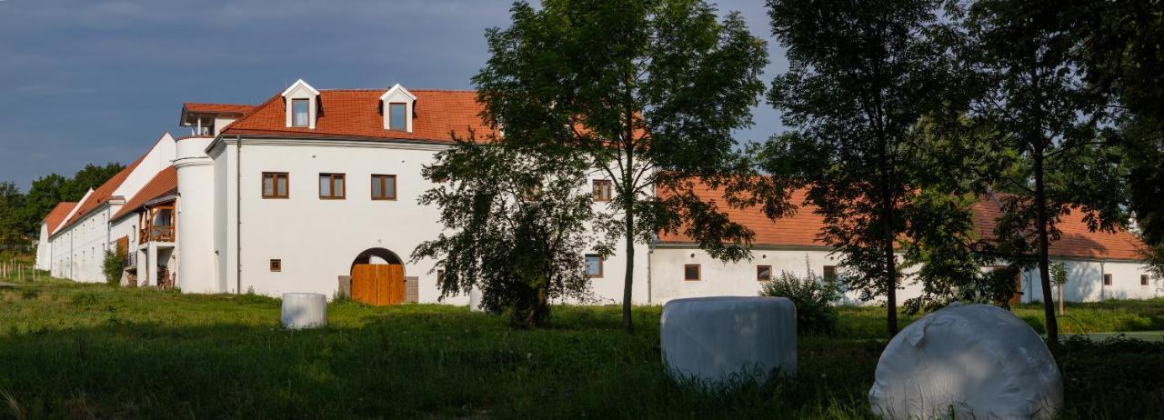 Residence Tvrz Skocice Εξωτερικό φωτογραφία